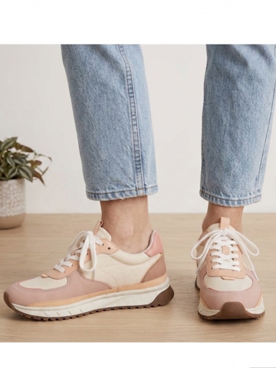 Madewell Shoes - Madewell NWOT Kickoff Pink Cream Trainer Sneaker Madewell Athletic Shoe Size 7